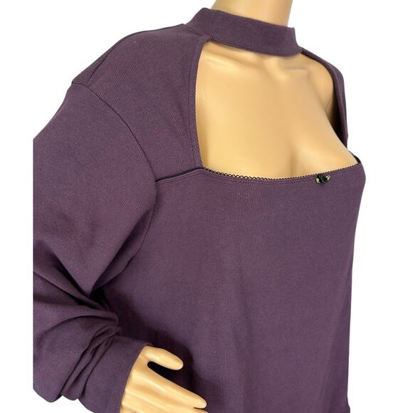 NWT Hot Topic Cosmic Aura Purple Long Sleeve Mock Neck Cutout Top Plus Size 5X - Picture 9 of 10